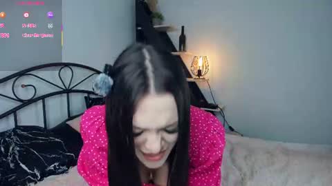 Snapshot of sellectorry chatting on 06.15.26 Julia online show from 06.15.26