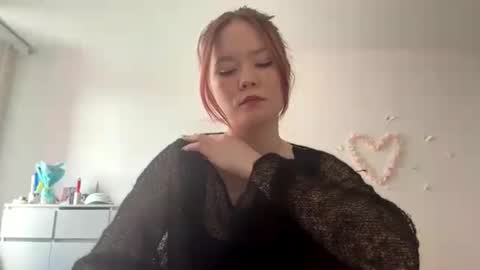 Lily online show from 05.02.26