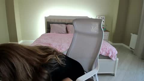 Snapshot of sen0_rita chatting on 10.09.25 Ami online show from 10.09.25