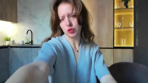 Snapshot of sen0_rita chatting on 10.18.25 Ami online show from 10.18.25