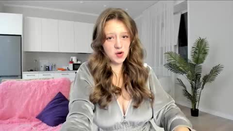 Snapshot of sen0_rita chatting on 11.07.25 Ami online show from 11.07.25