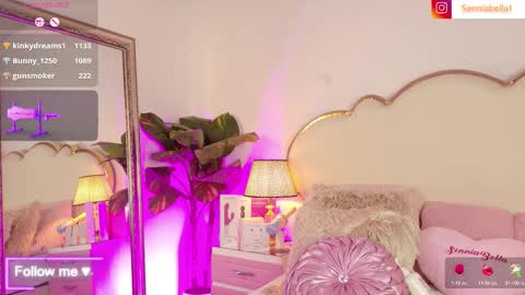 Sennia online show from 03.07.26