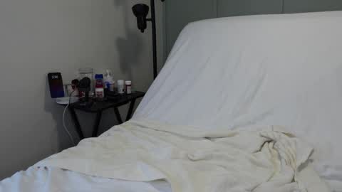 Snapshot of sensatyr chatting on 01.02.25 Daddy Dave online show from 01.02.25