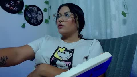 Camille and sophie online show from 11.20.25