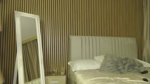 Hallie online show from 02.26.26