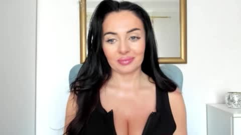 Snapshot of sensuallstella chatting on 05.13.26 sensuallstella online show from 05.13.26