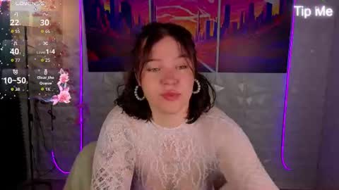 Snapshot of seraphinaa_darkwater chatting on 07.26.26 Lisa and Mona online show from 07.26.26