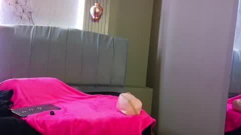 Snapshot of serena_sex31 chatting on 05.24.26 Serena online show from 05.24.26