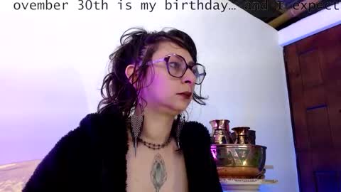 Serena Xyz online show from 11.26.25