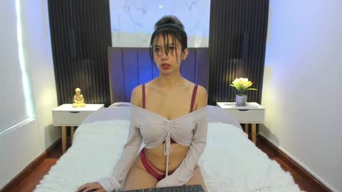 Serene online show from 12.12.24