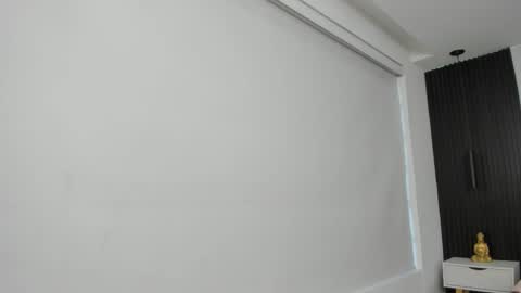 Serene online show from 09.10.25