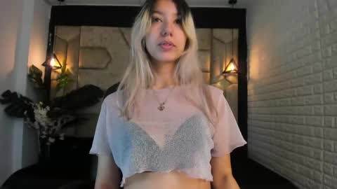 Serene online show from 04.16.26