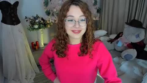 Ophelia online show from 11.05.25