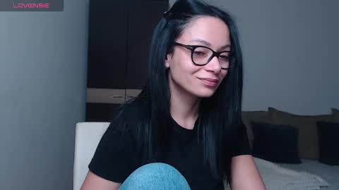 SereneSophi online show from 03.15.26