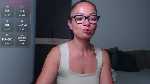 Snapshot of serenesophi chatting on 07.19.26 SereneSophi online show from 07.19.26