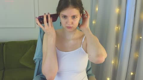 Hey Guys and Girls non-binary personalities  Im Sereta online show from 12.20.24