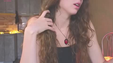 Hey Guys and Girls non-binary personalities  Im Sereta online show from 10.16.25