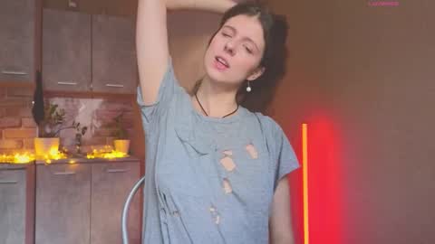 Hey Guys and Girls non-binary personalities  Im Sereta online show from 11.15.25