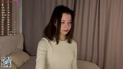 Snapshot of serinazele chatting on 06.29.26 Melissa online show from 06.29.26