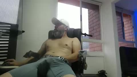 hetero serio discreto online show from 02.20.26
