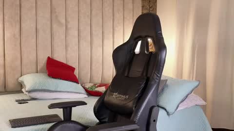 HEY IM SETH online show from 01.15.25