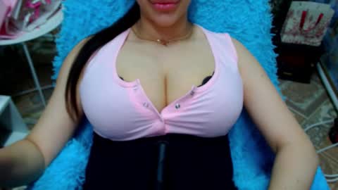 Snapshot of seu_cute chatting on 01.17.26 seu_cute online show from 01.17.26