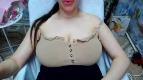 Snapshot of seu_cute chatting on 02.17.26 seu_cute online show from 02.17.26