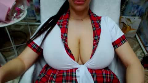 Snapshot of seu_cute chatting on 02.18.26 seu_cute online show from 02.18.26