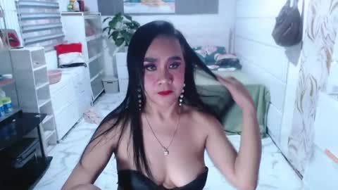 Snapshot of sexcum_trendingts_now chatting on 07.09.26 MS Anna online show from 07.09.26