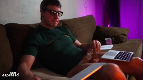 Snapshot of sexespresso chatting on 12.28.24 Thank you for Birthday Wishes online show from 12.28.24