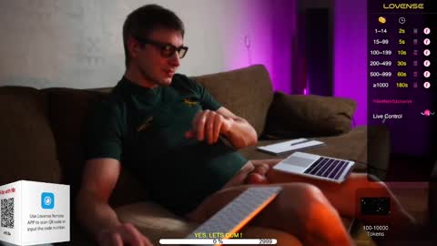 Snapshot of sexespresso chatting on 12.31.24 Thank you for Birthday Wishes online show from 12.31.24