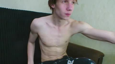 Snapshot of sexi_grunger chatting on 05.15.26 Big Cock online show from 05.15.26