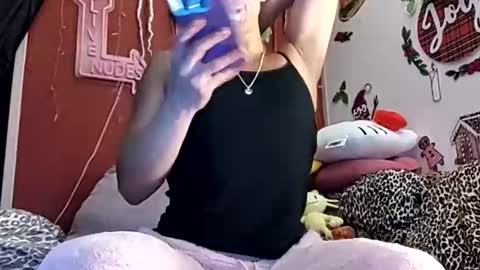 sexiwhiskey699 online show from 12.23.25