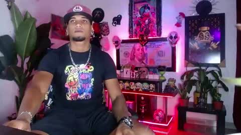 Aharon  ravelo online show from 06.14.26