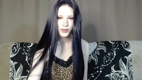 Snapshot of sexpired_princess chatting on 04.26.26 Nextdoor Princess online show from 04.26.26