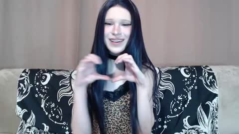 Snapshot of sexpired_princess chatting on 05.17.26 Nextdoor Princess online show from 05.17.26