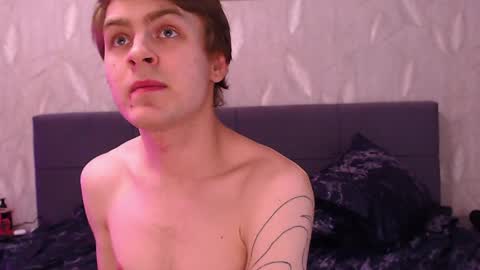 Jennis and OliverPvt is open online show from 04.12.26