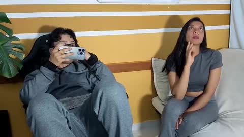 KhidaMilo online show from 01.17.26