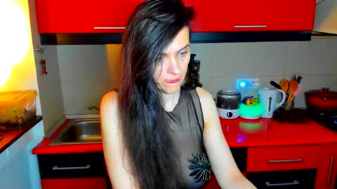 sexqueen1111 online show from 12.22.25