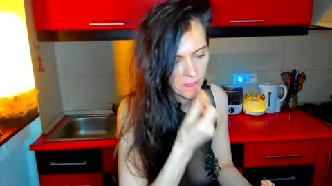 sexqueen1111 online show from 02.10.26