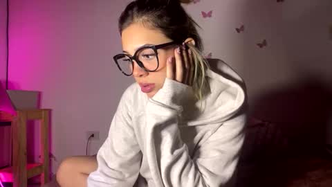 HI   Privates are OPEN online show from 05.19.26