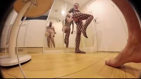 Snapshot of sextilyon chatting on 02.19.26 sextilyon online show from 02.19.26