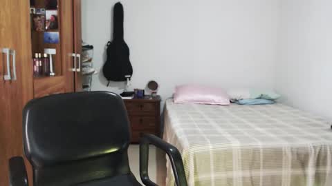 Snapshot of sexwwoman chatting on 02.26.26 CHIARA online show from 02.26.26