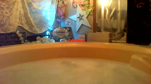 Snapshot of sexxileeah42o chatting on 07.06.26 Leeah CloudZzz online show from 07.06.26