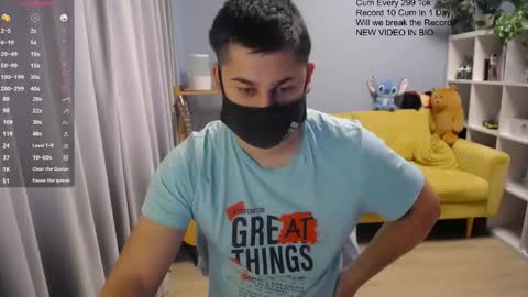Snapshot of sexxxdickbig chatting on 04.24.26 Tommy online show from 04.24.26