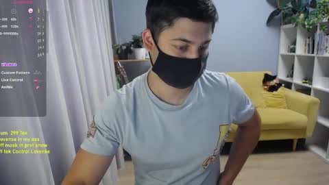 Snapshot of sexxxdickbig chatting on 05.30.26 Tommy online show from 05.30.26