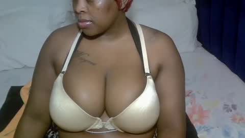 Snapshot of sexxy_brii chatting on 05.28.26 sexxy_brii online show from 05.28.26