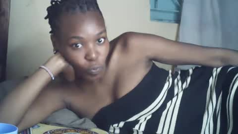 sexxy_curvy23 online show from 07.15.26