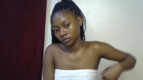 Snapshot of sexxy_divaa chatting on 04.01.26 vicky online show from 04.01.26