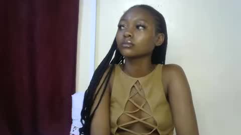 Snapshot of sexxy_divaa chatting on 04.11.26 vicky online show from 04.11.26